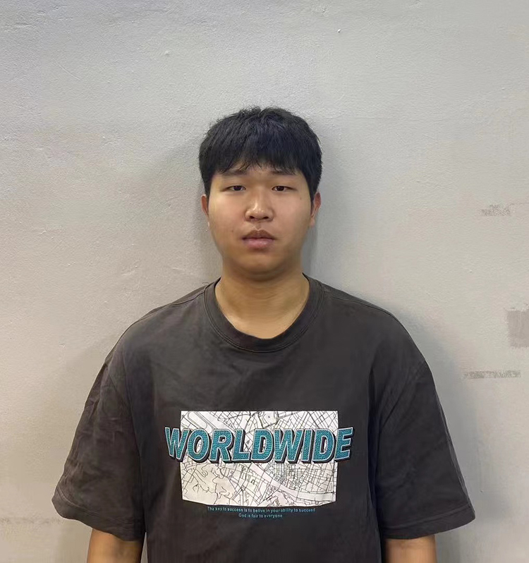 21、吴富轩